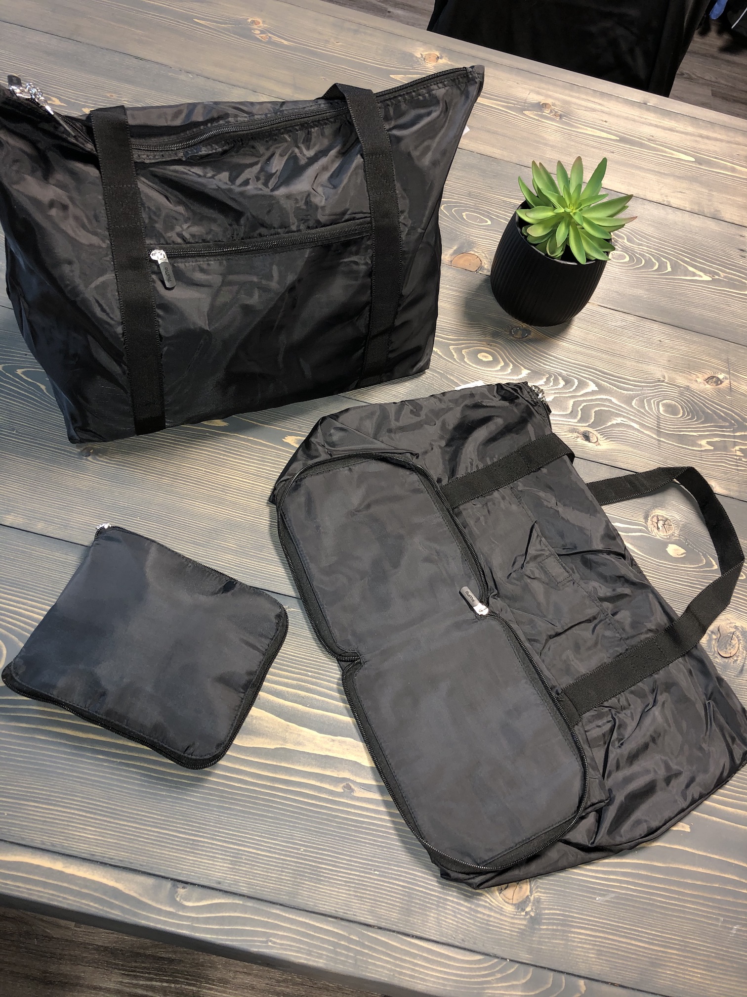 Packable-Tote-Bags-CorporateConcepts-Winnipeg