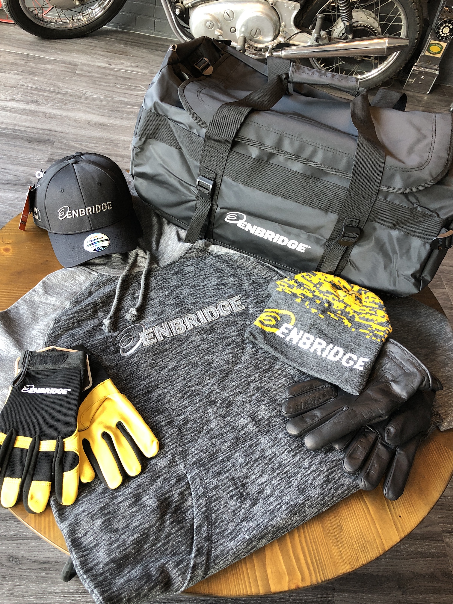 Program-Bundle-Bags-Hats-Gloves-Sweatshirts-CorporateConcepts-Winnipeg